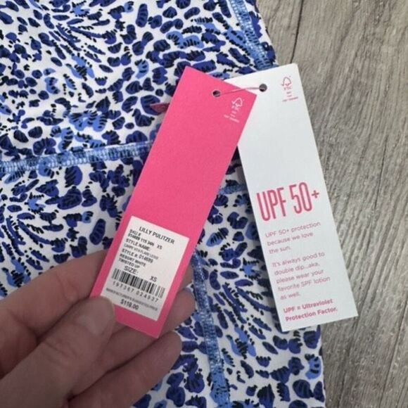 NWT Lilly Pulitzer UPF 50+ Luxletic Carpe Vita Flare Legging Blue Twisted Up XS - Picture 6 of 7